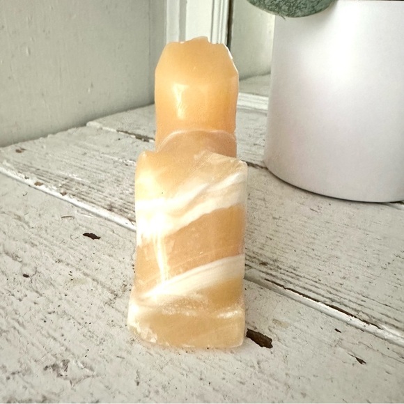 Vintage Yellow Onyx Sphinx Desktop Paperweight Egyptian Statue Carved Stone - Picture 5 of 10